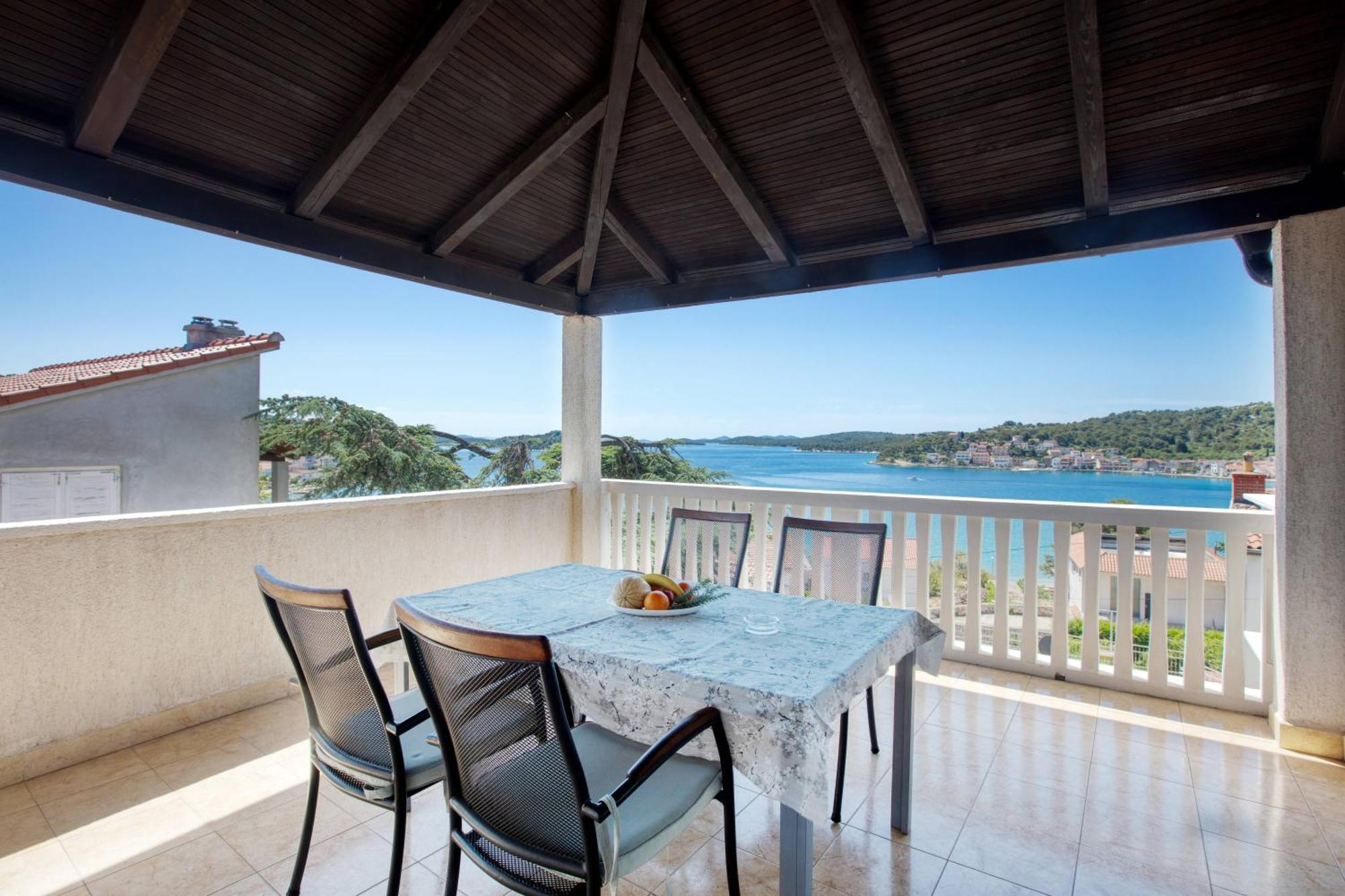 Apartments By The Sea Tisno, Murter - 812 מראה חיצוני תמונה
