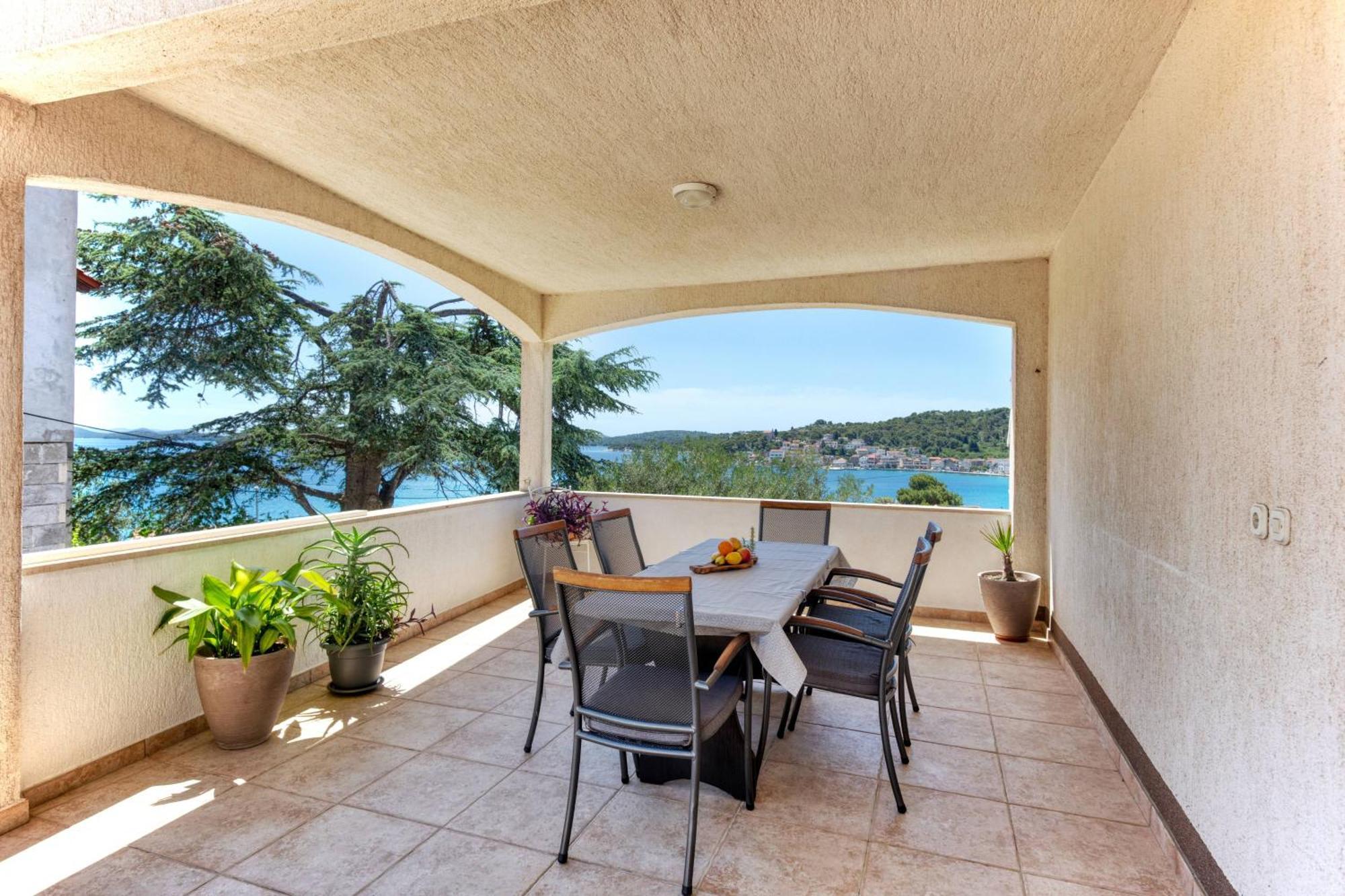 Apartments By The Sea Tisno, Murter - 812 מראה חיצוני תמונה