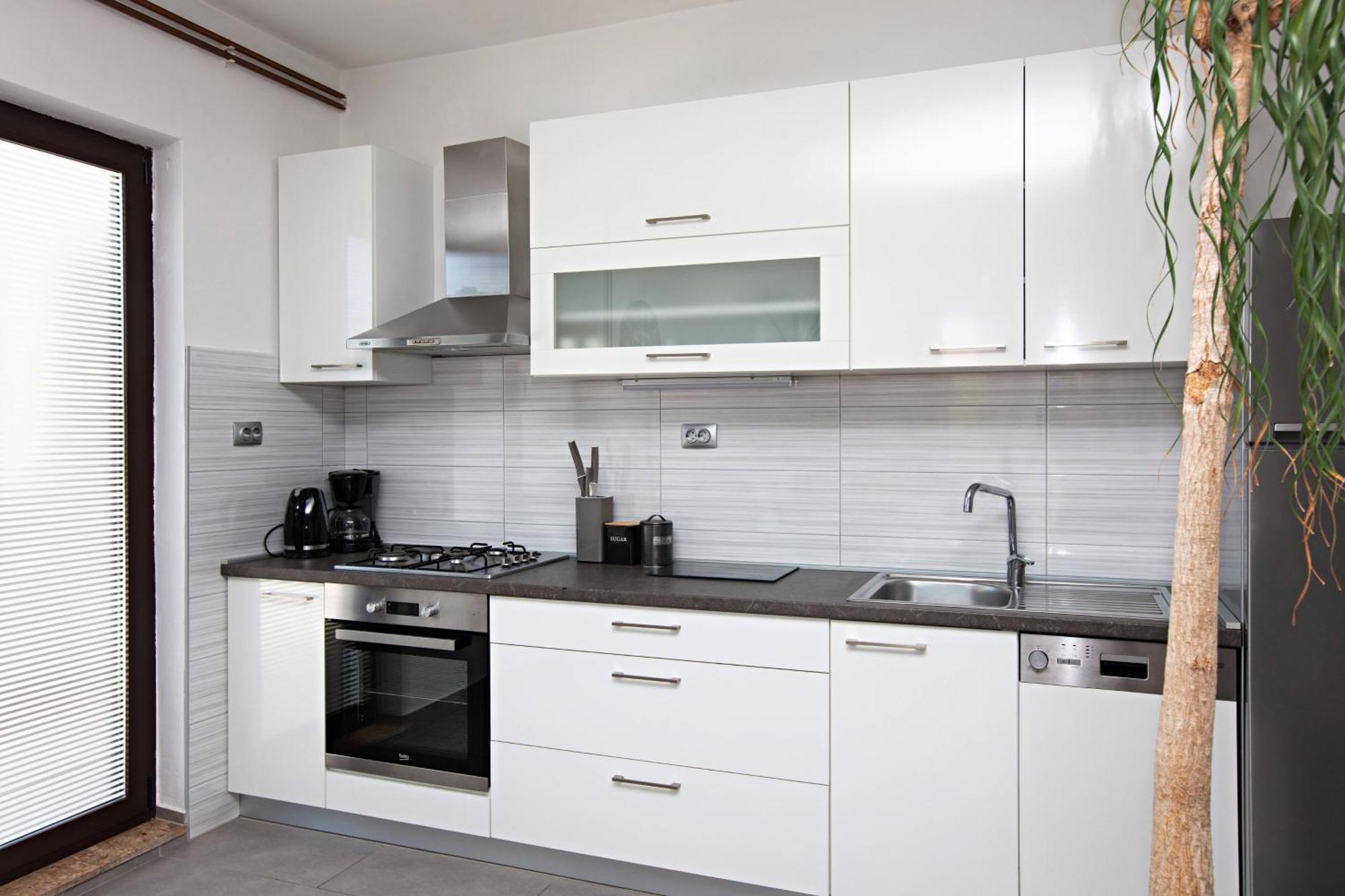 Apartments By The Sea Tisno, Murter - 812 מראה חיצוני תמונה